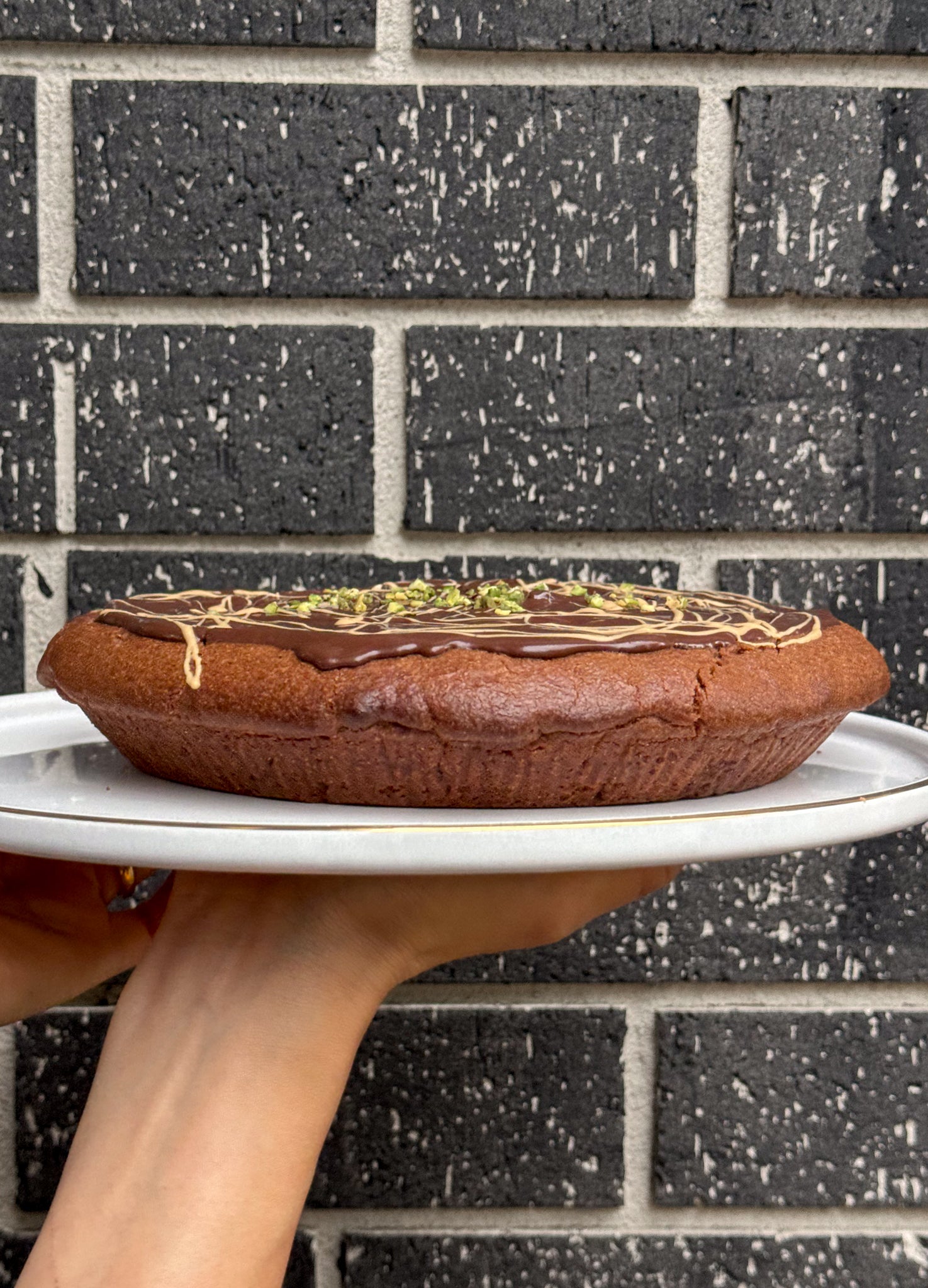 1kg Pistachio Knafeh Cookie- BIGG Brownies & THICC Cookies - New York Style Cookies