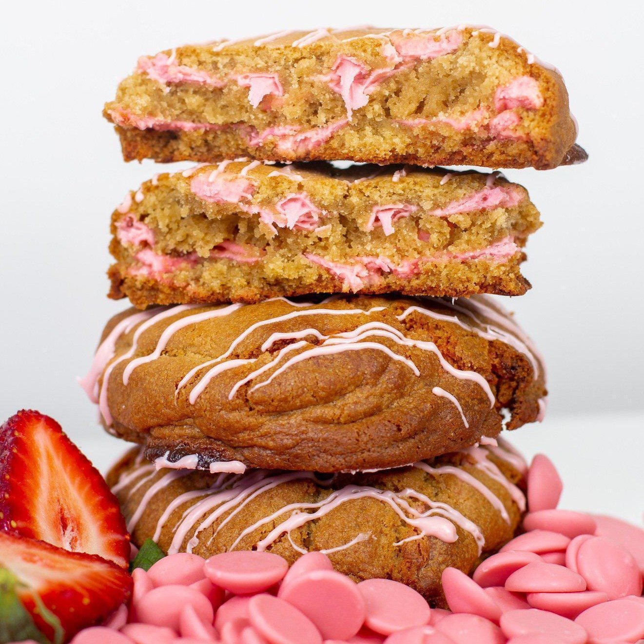 Strawberry Chip- BIGG Brownies & THICC Cookies - New York Style Cookies